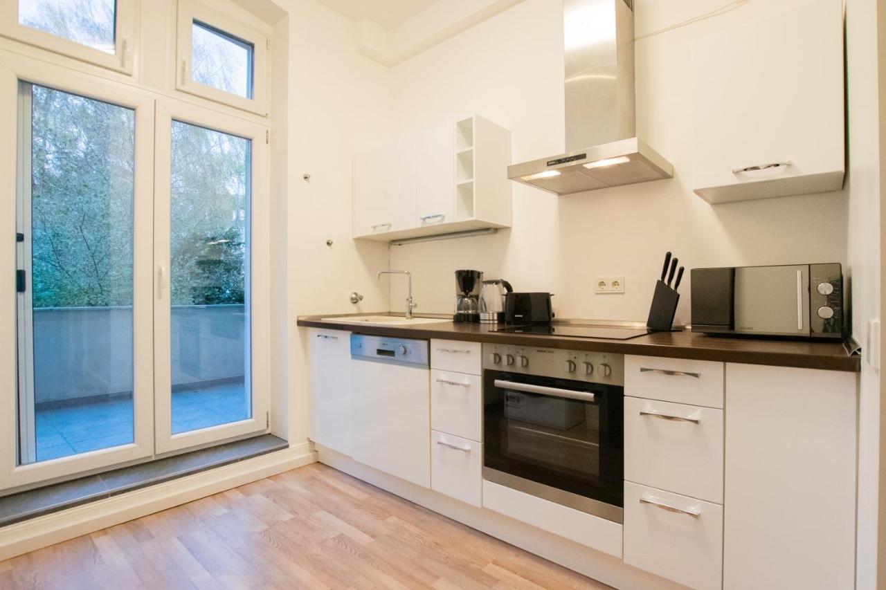 Raj Living - 1 Or 3 Room Apartments - 20 Min Messe Dus And Old Town Dus Дюселдорф Екстериор снимка