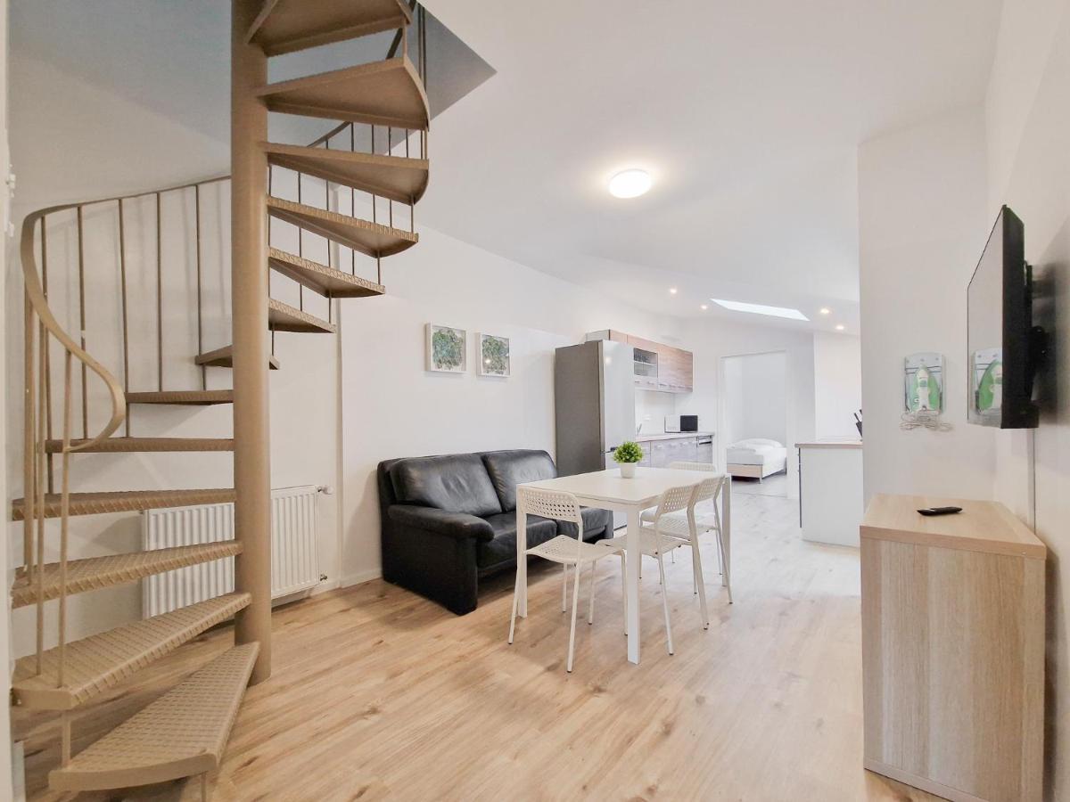 Raj Living - 1 Or 3 Room Apartments - 20 Min Messe Dus And Old Town Dus Дюселдорф Екстериор снимка